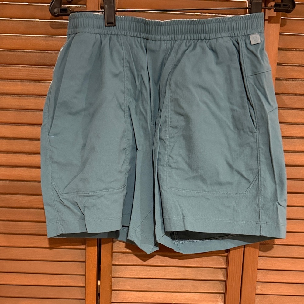 lululemon Bowline 5” Teal Athletic Shorts